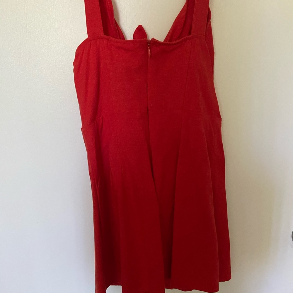 EUC Boutique Red Tie Front Linen Dress